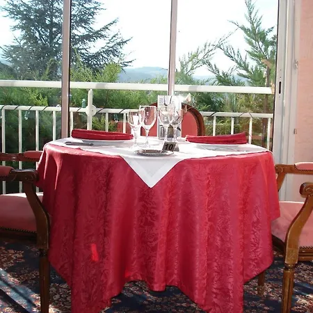 Hotel Relais Du Val 2*