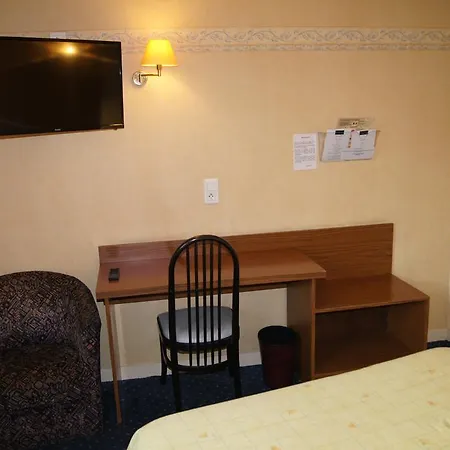 Relais Du Val Hotel 2*