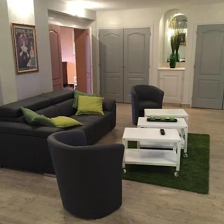 Relais Du Val Hotel 2*