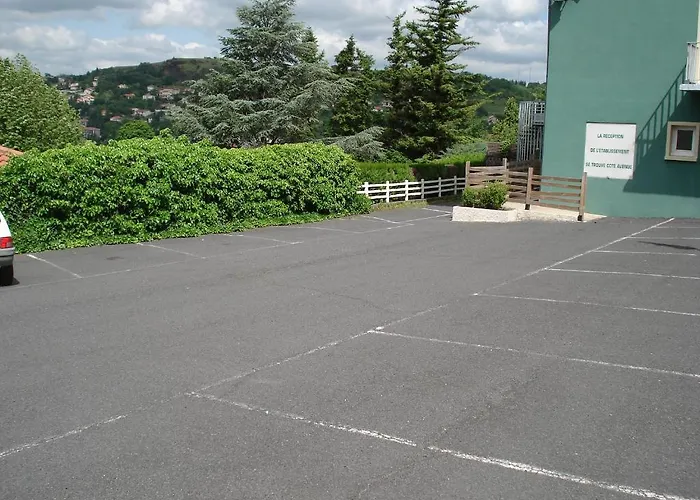 Relais Du Val Hotel 2*